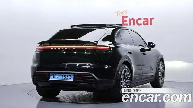 Porsche Macan EV, 2025 — фото 2
