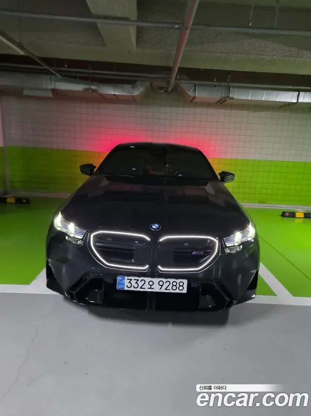 BMW M5 G90