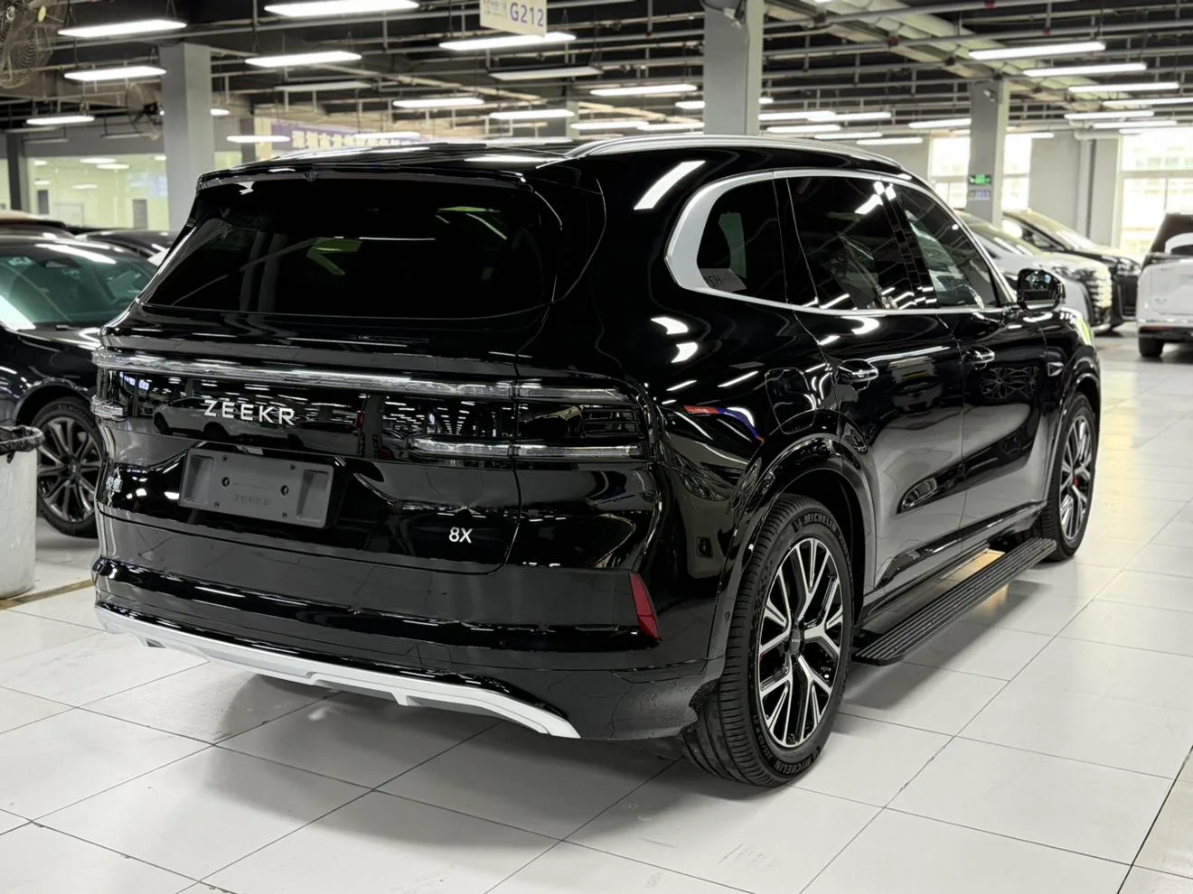 ZEEKR 8X, 2026 — фото 9