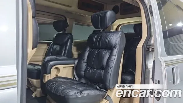 Hyundai Starex Grand Starex, 2009 — фото 11