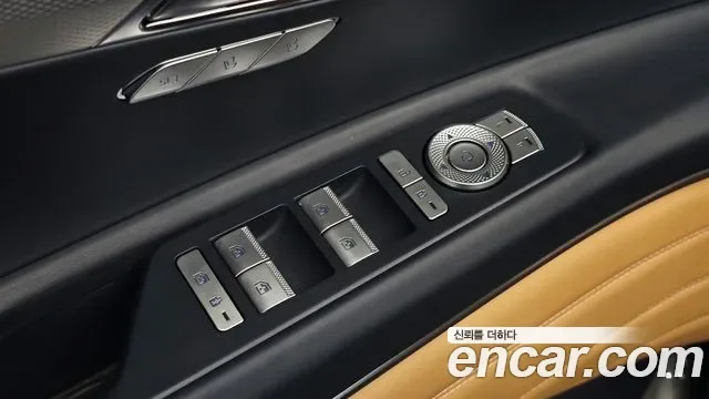 Genesis Gv80, 2022 — фото 35