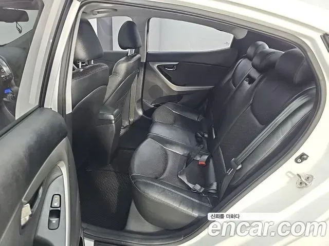 Hyundai Avante MD, 2010 — фото 12