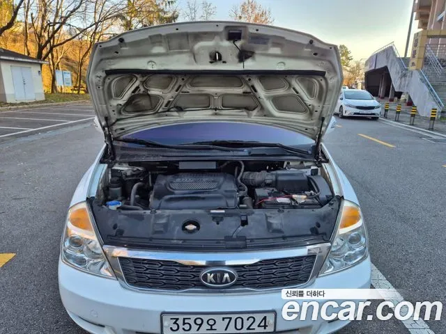 Kia Canival Carnival R, 2011 — фото 18