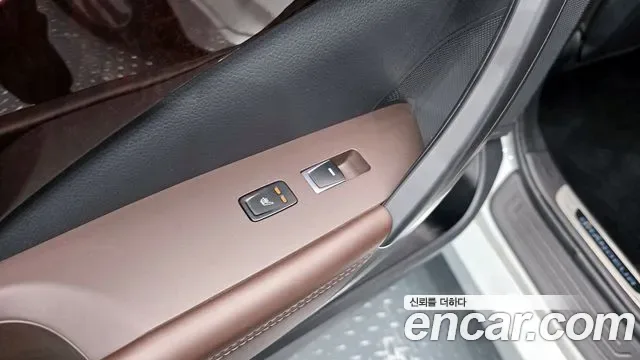 Hyundai Grandeur HG Hybrid, 2016 — фото 18
