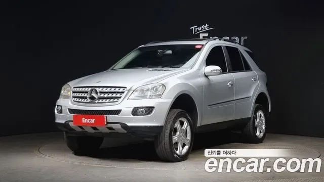 Mercedes-Benz M-Class W164