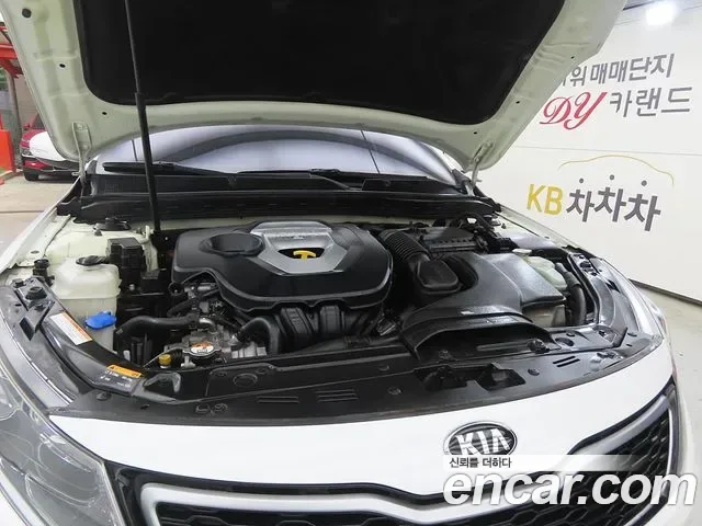 Kia K5 Hybrid, 2013 — фото 19
