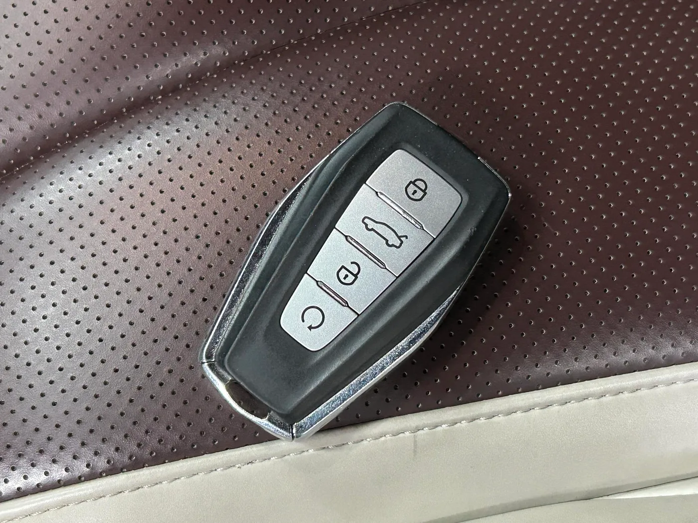 Geely Xingyue L, 2021 — фото 18