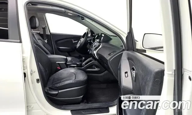 Hyundai Tucson ix, 2012 — фото 11