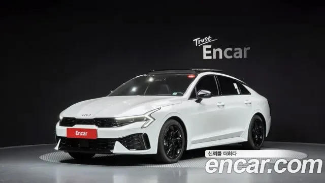 Kia K5 Hybrid