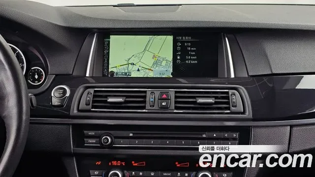 BMW 5-Series F10, 2013 — фото 14