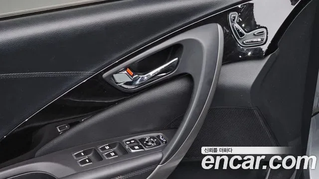 Hyundai Grandeur HG Hybrid, 2016 — фото 19