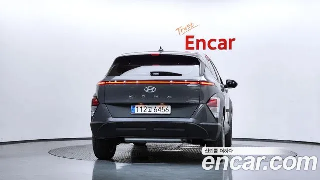 Hyundai Kona SX2, 2025 — фото 4