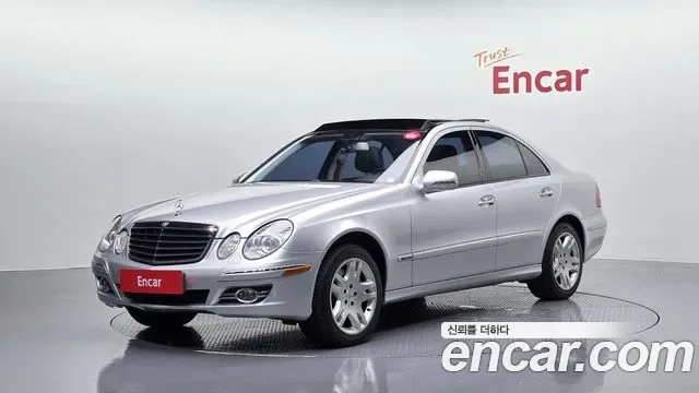 Mercedes-Benz E-Class W211