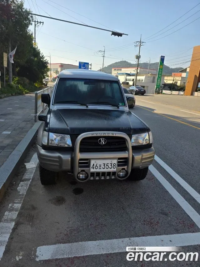 Hyundai Galloper 2
