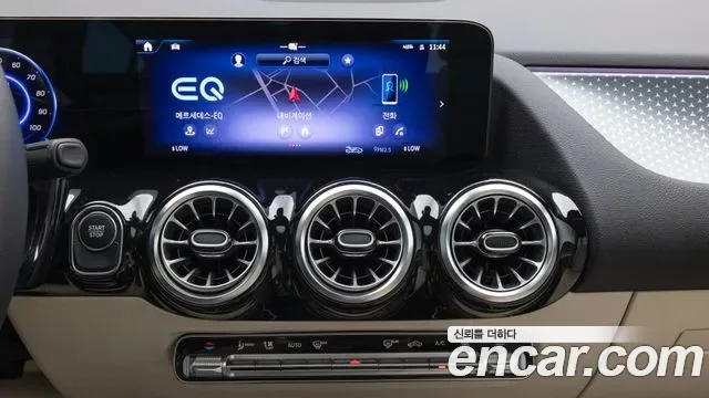 Mercedes-Benz Eqa H243, 2025 — фото 16