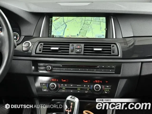 BMW 5-Series F10, 2013 — фото 14