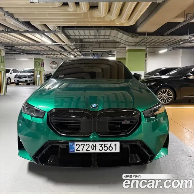 BMW M5 G90