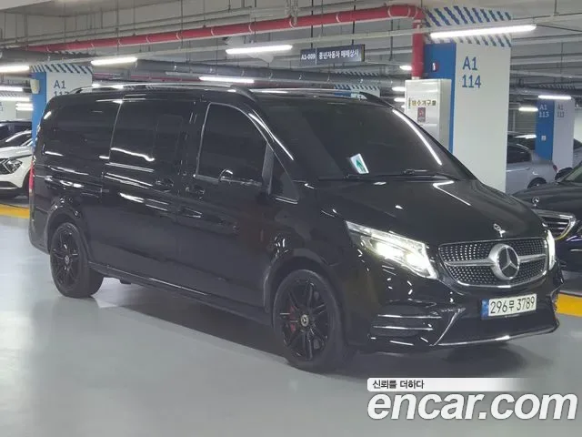 Mercedes-Benz V-Class