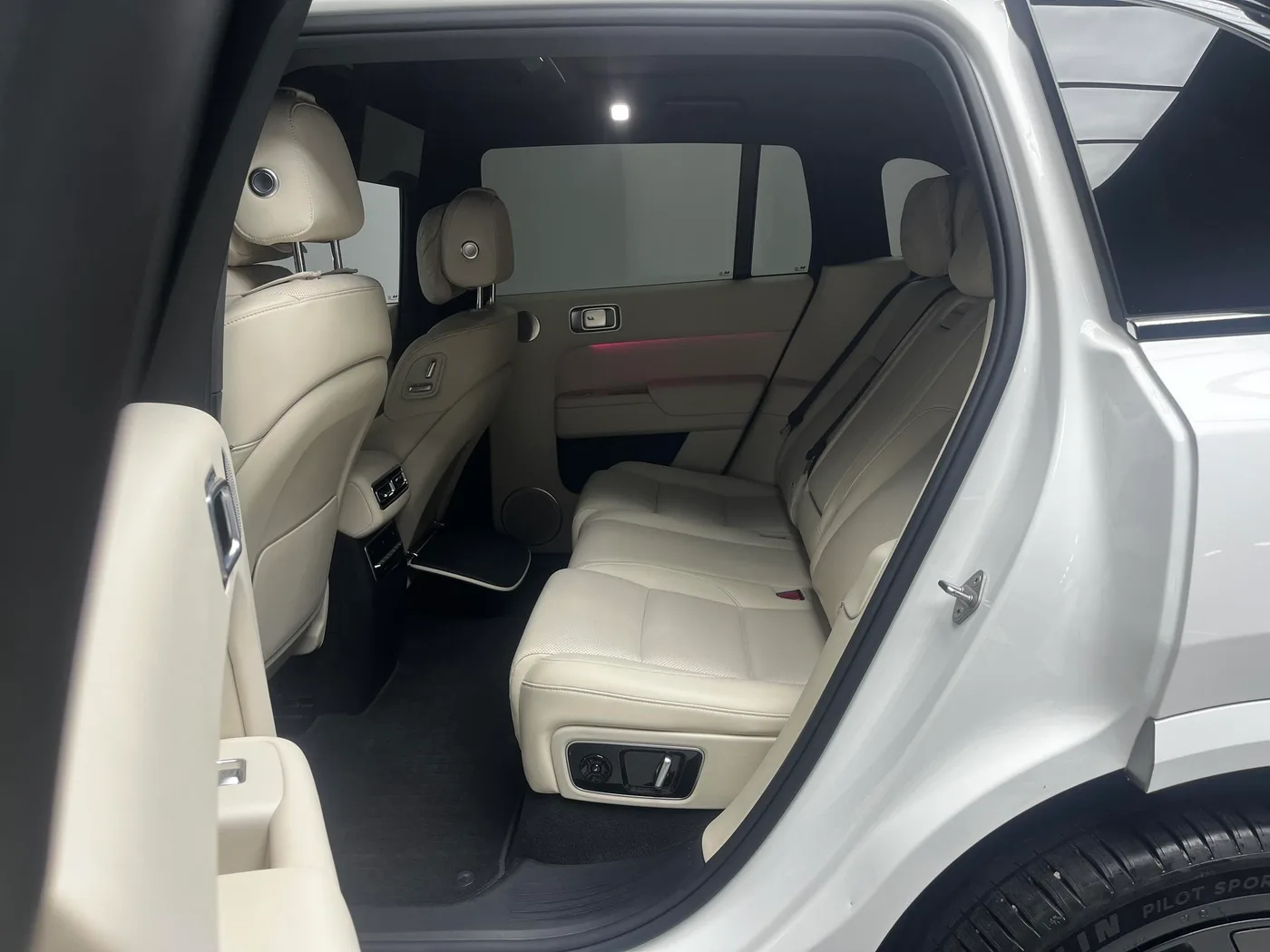 Li Auto Ideal L7, 2023 — фото 18