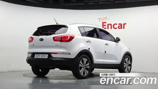 Kia Sportage, 2011 — фото 2