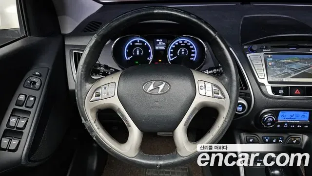 Hyundai Tucson ix, 2012 — фото 13