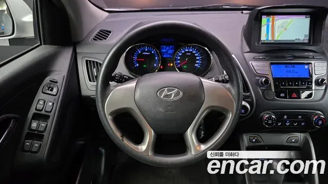 Hyundai Tucson ix, 2011 — фото 13