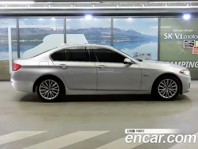 BMW 5-Series F10, 2013 — фото 20