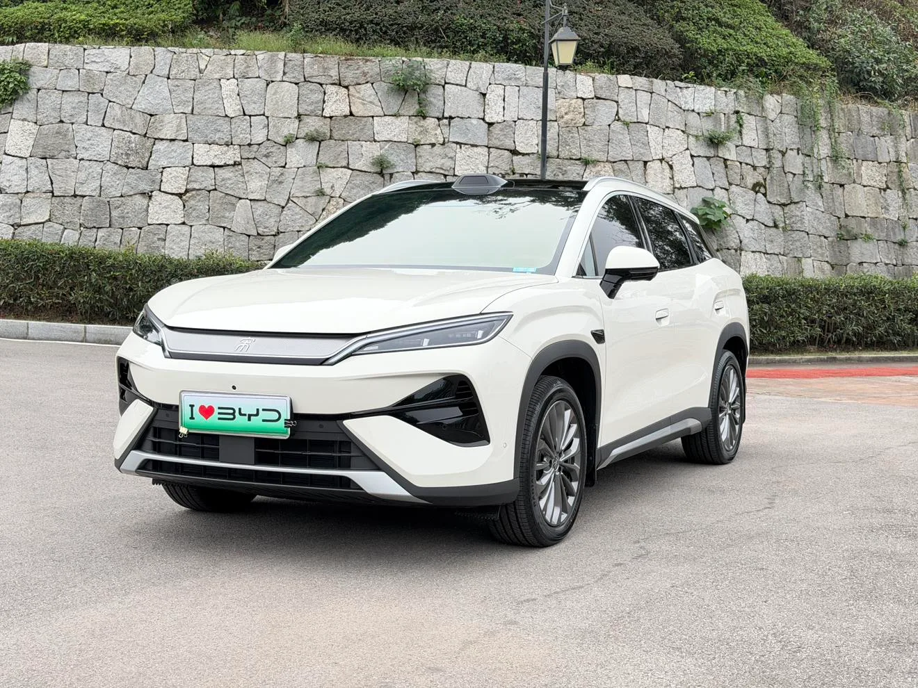 BYD Song Ultra EV