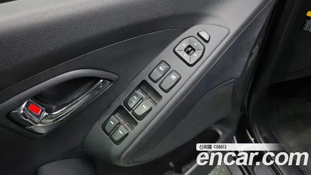 Hyundai Tucson ix, 2012 — фото 19