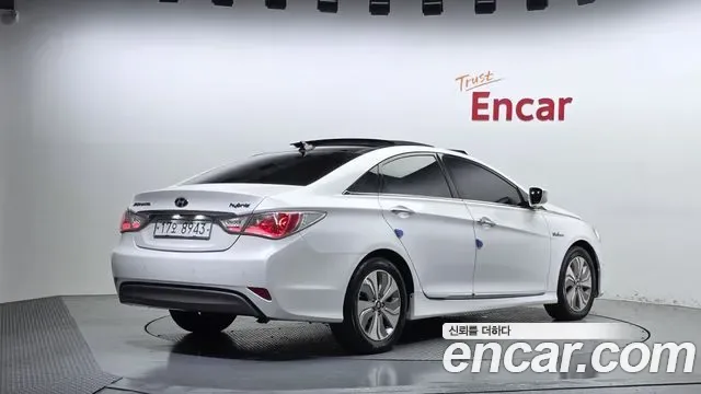 Hyundai Sonata Hybrid, 2013 — фото 2