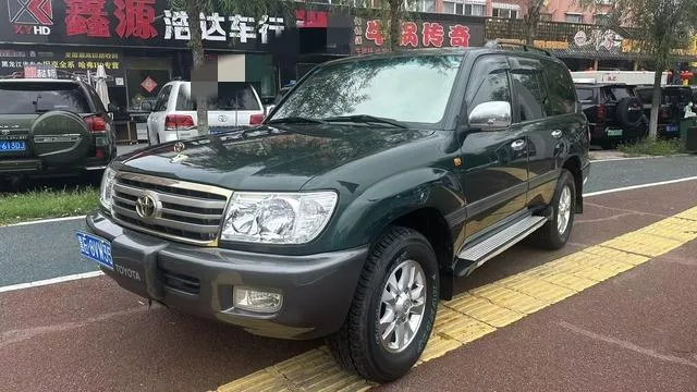 Toyota Land Cruiser (imported)