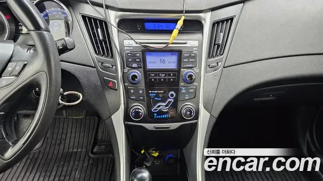 Hyundai Sonata YF Sonata, 2010 — фото 14