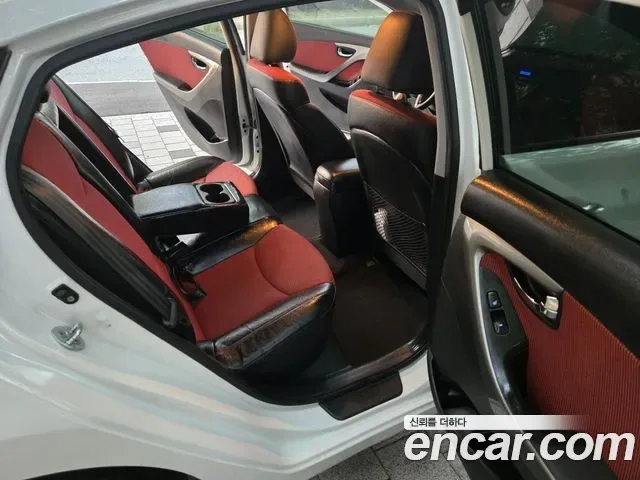 Hyundai Avante MD, 2010 — фото 13