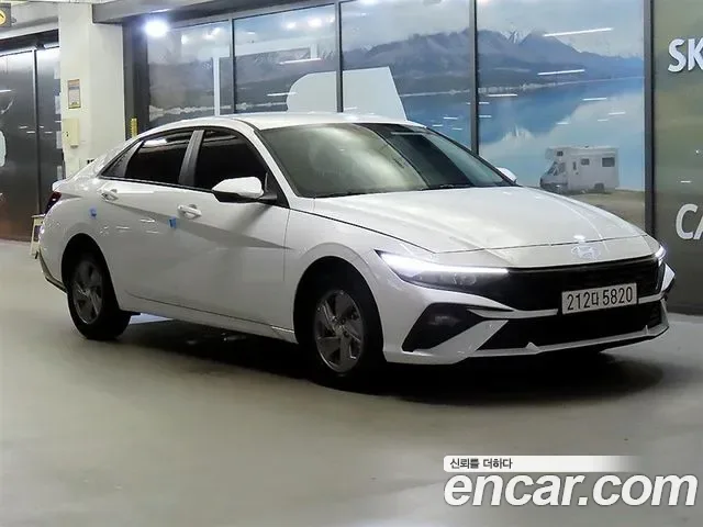 Hyundai Avante CN7