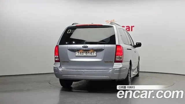 Kia Canival Carnival R, 2010 — фото 4