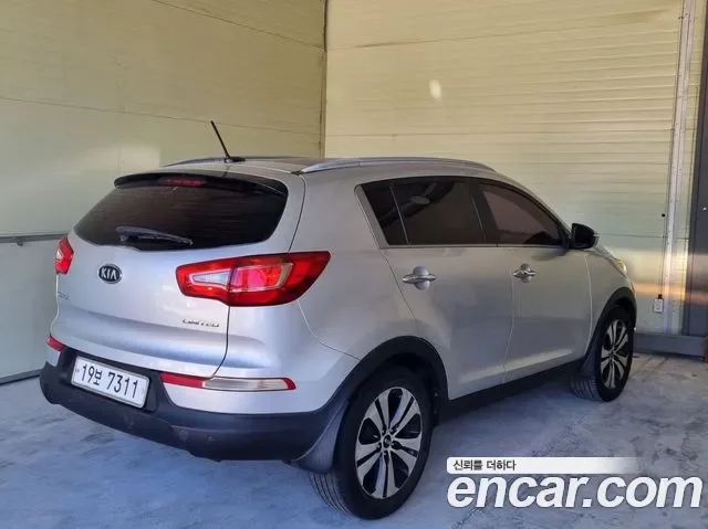 Kia Sportage, 2010 — фото 4