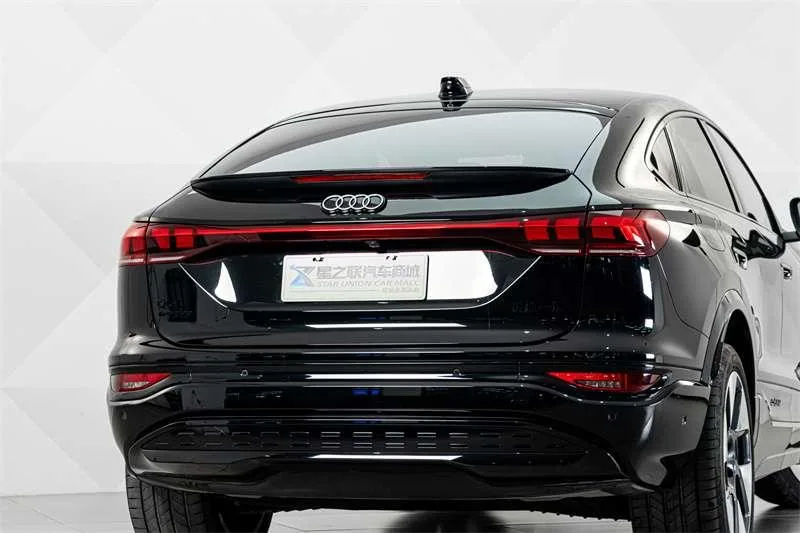 Audi Q6L Sportback e-tron, 2026 — фото 7