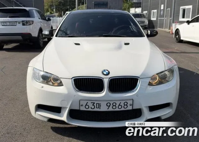 BMW M3 E90