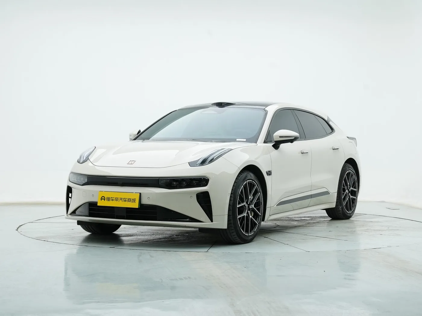 ZEEKR 001