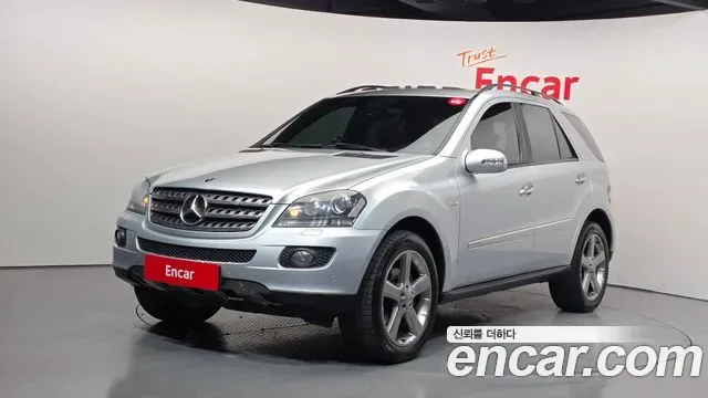 Mercedes-Benz M-Class W164