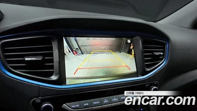 Hyundai Ioniq Ionic Hybrid, 2016 — фото 15