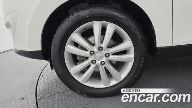 Hyundai Tucson ix, 2012 — фото 5