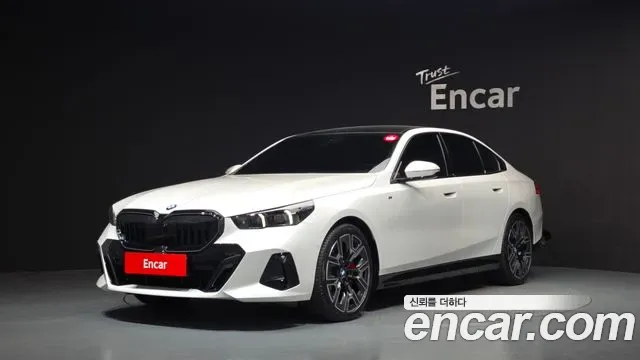 BMW 5-Series G60