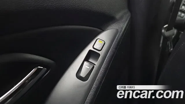 Hyundai Tucson ix, 2012 — фото 19