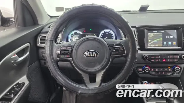 Kia Niro, 2016 — фото 15