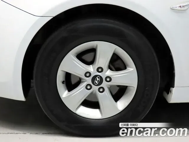 Hyundai Sonata YF Sonata, 2011 — фото 19