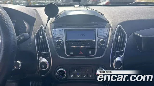 Hyundai Tucson ix, 2012 — фото 12