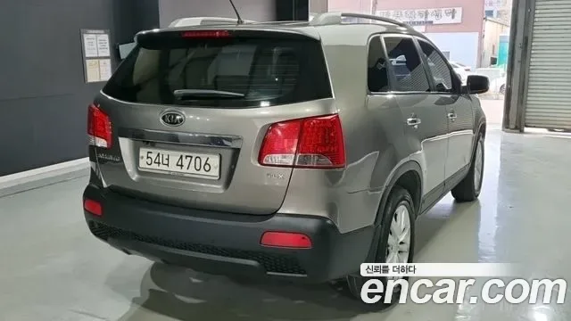 Kia Sorento, 2010 — фото 2