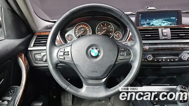 BMW 3-Series F30, 2013 — фото 15