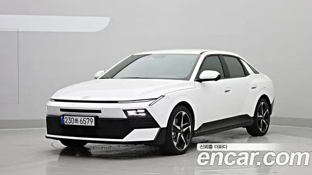 Hyundai Avante CN8